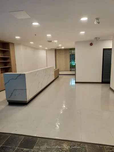1440 Don Mills Road 102, Toronto, On M3b 3m1