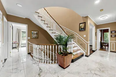 93 Clarinda Drive, Toronto, On M2k 2v2