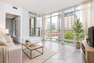 32 Davenport Road 306, Toronto, On M5r 0b5