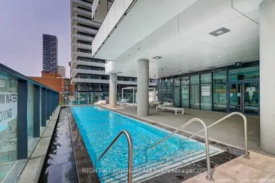 185 Roehampton Avenue 1906, Toronto, On M4p 0c6
