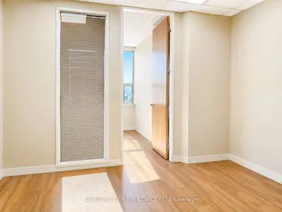 6120a Yonge Street 207, Toronto, On M2m 3w7