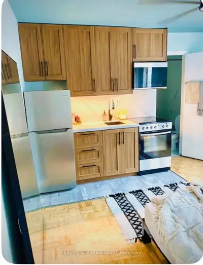 426 Markham Street B2, Toronto, On M6g 2l2