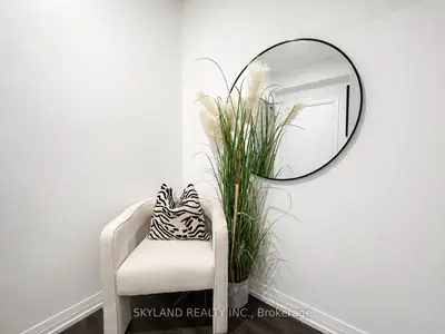 75 Canterbury Place 1607, Toronto, On M2n 2n1