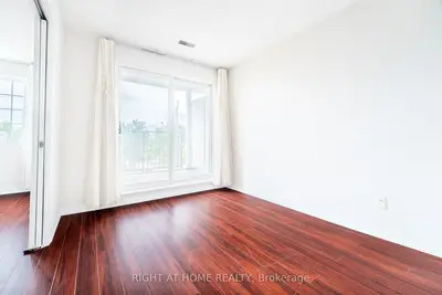 220 Grandview Way, Toronto, On M2n 6v3