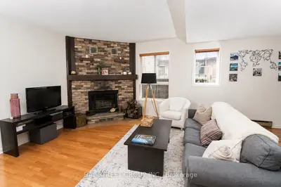 586 Huron Street, Toronto, On M5r 2r7