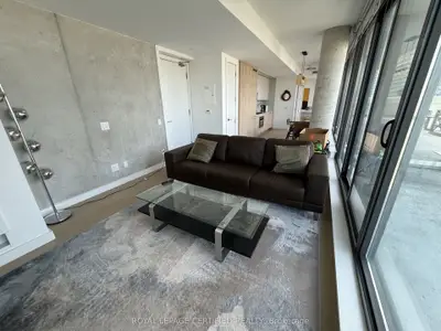 81 Wellesley Street E 2305, Toronto, On M4y 0c5