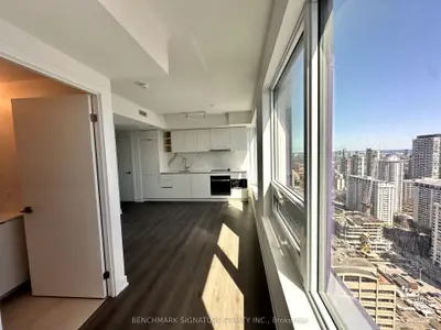 8 Wellesley Street W 3515, Toronto, On M4y 0j5