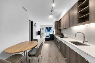101 Erskine Avenue 2103, Toronto, On M4p 0c5