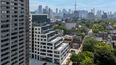 664 Spadina Avenue 1005, Toronto, On M5s 0g4