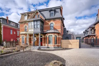 34 Beaconsfield Avenue (main House), Toronto, On M6j 3h9