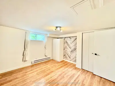 1196 Avenue Road Lower Apartment, Toronto, On M5n 2g1
