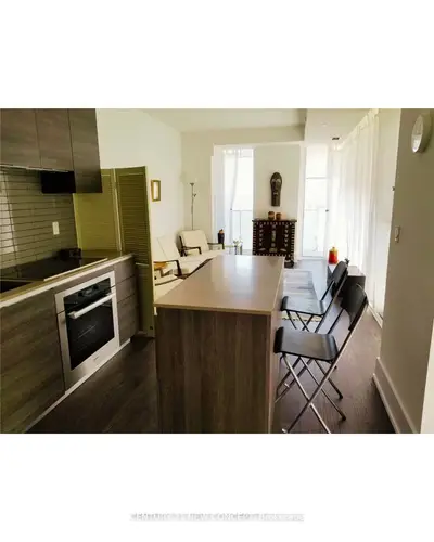 200 Bloor Street W 1506, Toronto, On M5s 1t8