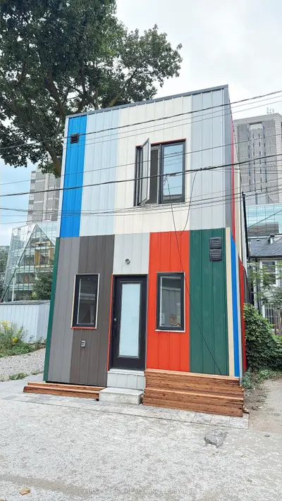 356 Huron Street 201, Toronto, On M5s 2g3