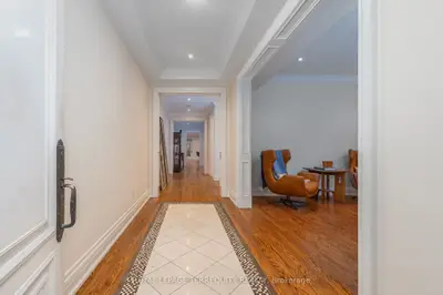 329 Walmer Road, Toronto, On M5r 2y3