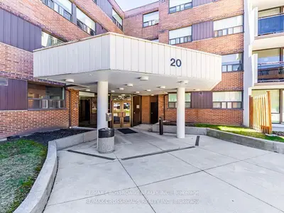 20 Sunrise Avenue 111, Toronto, On M4a 2r2