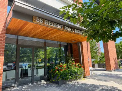 55 Regent Park Boulevard 1411, Toronto, On M5a 0c2