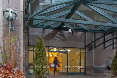 889 Bay Street 901, Toronto, On M5s 3k5