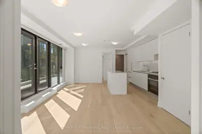 200 Keewatin Avenue 102, Toronto, On M4p 0g4