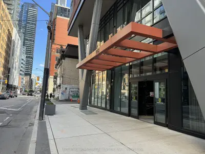108 Peter Street 5208, Toronto, On M5v 0w2