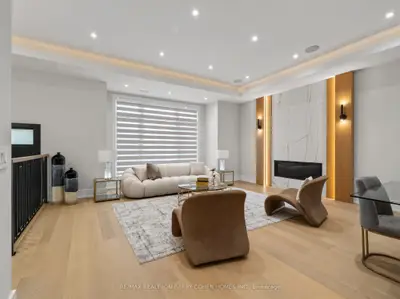 68 Lynnhaven Road, Toronto, On M6a 2k9