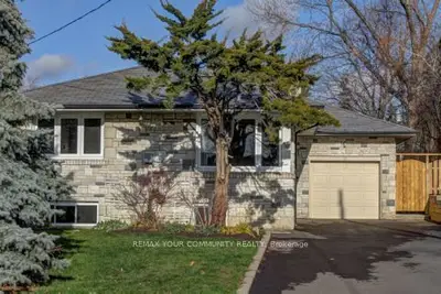 10 Tinder Crescent Basement 2, Toronto, On M4a 1l3