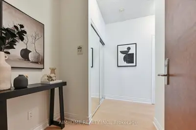 763 Bay Street 4505, Toronto, On M5g 2r3