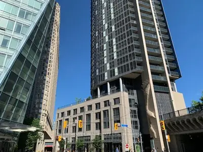 1 The Esplanade 3509, Toronto, On M5e 0a8