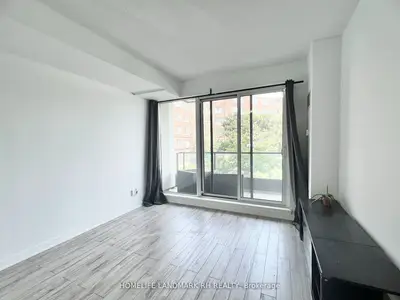 260 Sackville Street 204, Toronto, On M5a 0b3