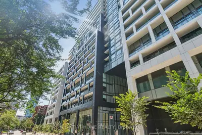 60 Princess Street 447, Toronto, On M5a 2c7