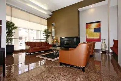 736 Bay Street 1208, Toronto, On M5g 2m4