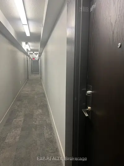 36 Lisgar Street 1212, Toronto, On M6j 3g2