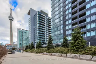 25 Telegram Mews 5007, Toronto, On M5v 3z1