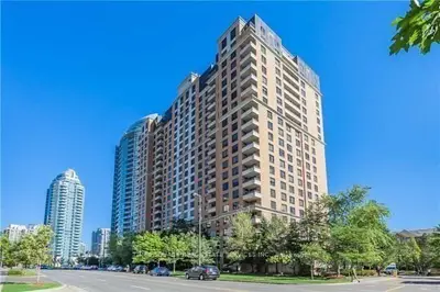 18 Sommerset Way 1210, Toronto, On M2n 6x5