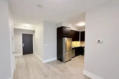 70 Roehampton Avenue 1611, Toronto, On M4p 1r2
