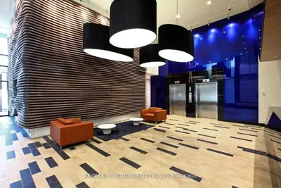111 Bathurst Street 1602, Toronto, On M5v 0m9