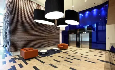 111 Bathurst Street 1602, Toronto, On M5v 0m9