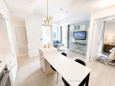 185 Alberta Avenue 506, Toronto, On M6c 0a5
