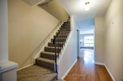 62 Thorny Vineway, Toronto, On M2j 4j2