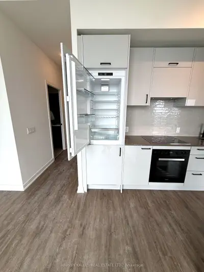 5 Quarrington Lane 3405, Toronto, On M3c 0s5