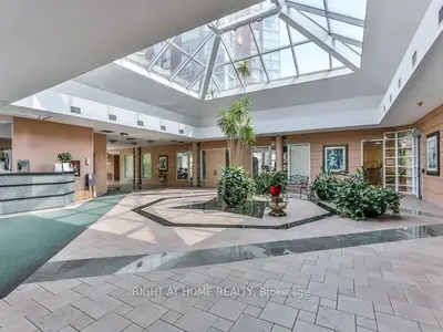 5 Concorde Place 1110, Toronto, On M3c 3m8