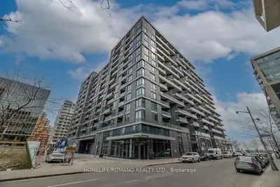 1 Edgewater Drive 823, Toronto, On M5a 0l1