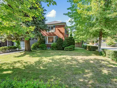 552 St Clements Avenue, Toronto, On M5n 1m6