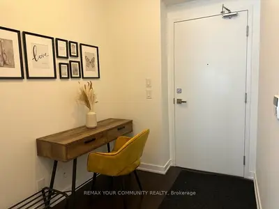 14 York Street 1709, Toronto, On M5j 0b1