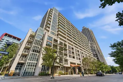 35 Bastion Street 513, Toronto, On M5v 0c2