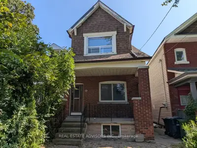 61 Greensides Avenue, Toronto, On M6g 3p5