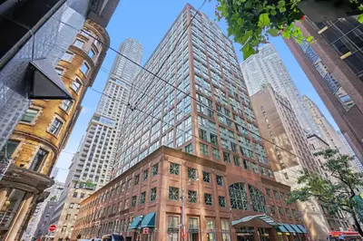 7 King Street E 1814, Toronto, On M5c 3c5