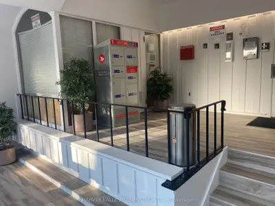 1582 Bathurst Street B1, Toronto, On M5p 3h3