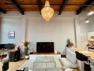 43 Hanna Avenue 309, Toronto, On M6k 1x1