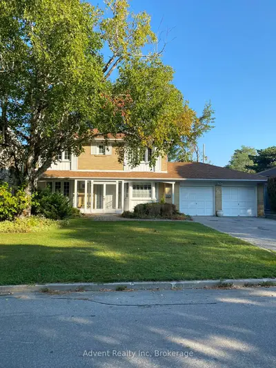 73 Overbank Crescent, Toronto, On M3a 1w1