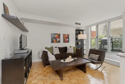 43 Eglinton Avenue E 310, Toronto, On M4p 1a2